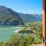 Il Ciliegio Sul Hébergement de vacances Verceia